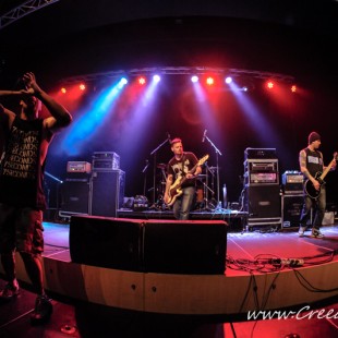 052 CRUEL HAND